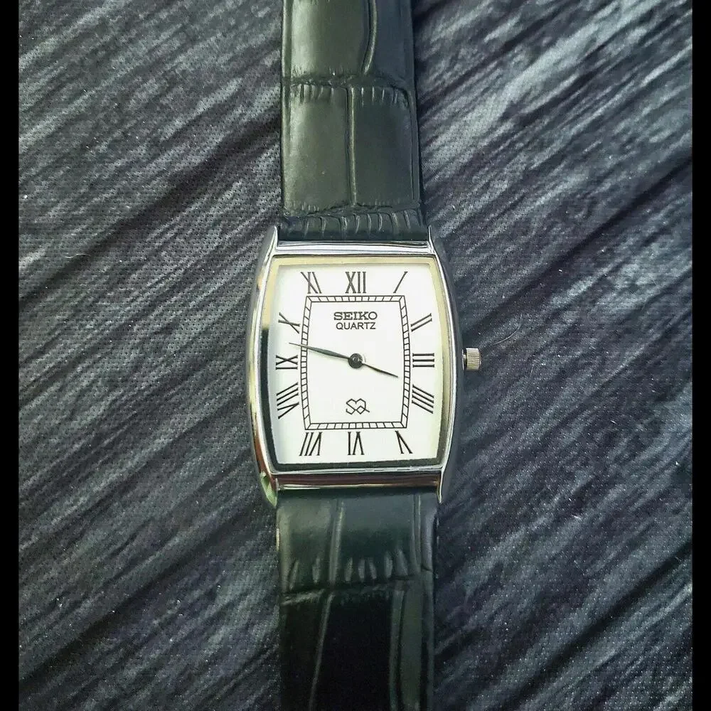Vintage Mens Tank Barrel Silver White Watch New‎ Mvt & Batt